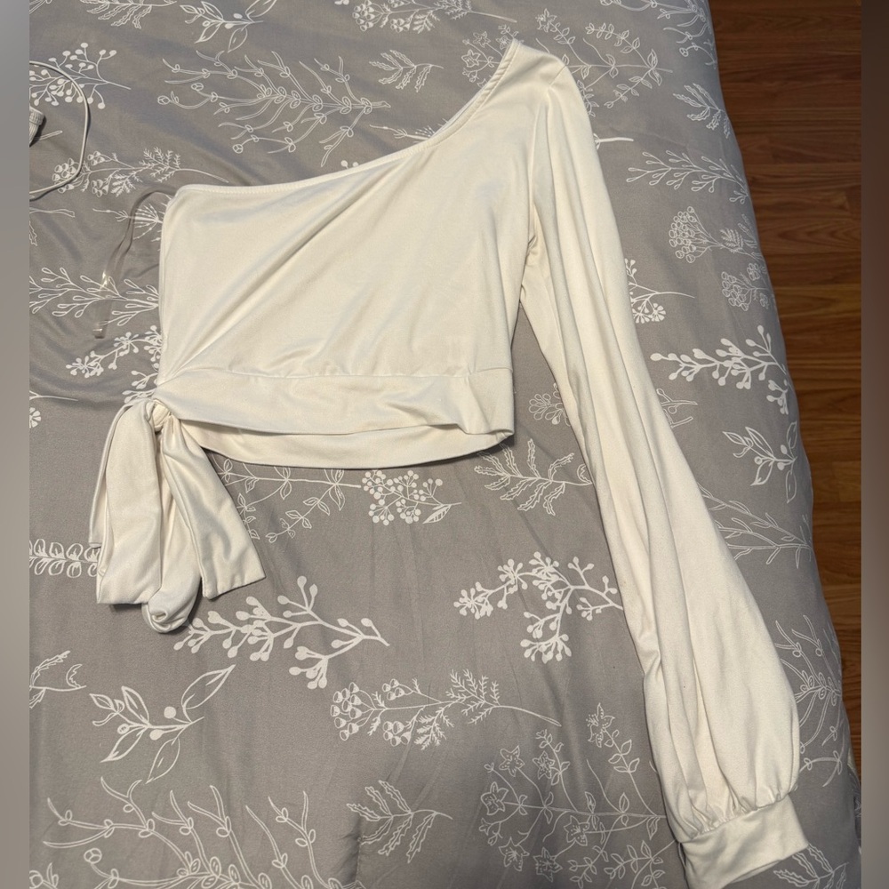 Elegant White One-Shoulder Top